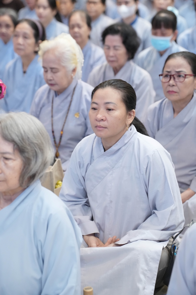 Khoá tu niệm Phật một ngày