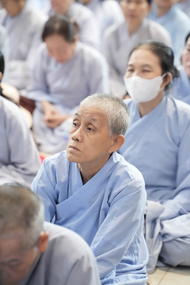 Khoá tu niệm Phật một ngày