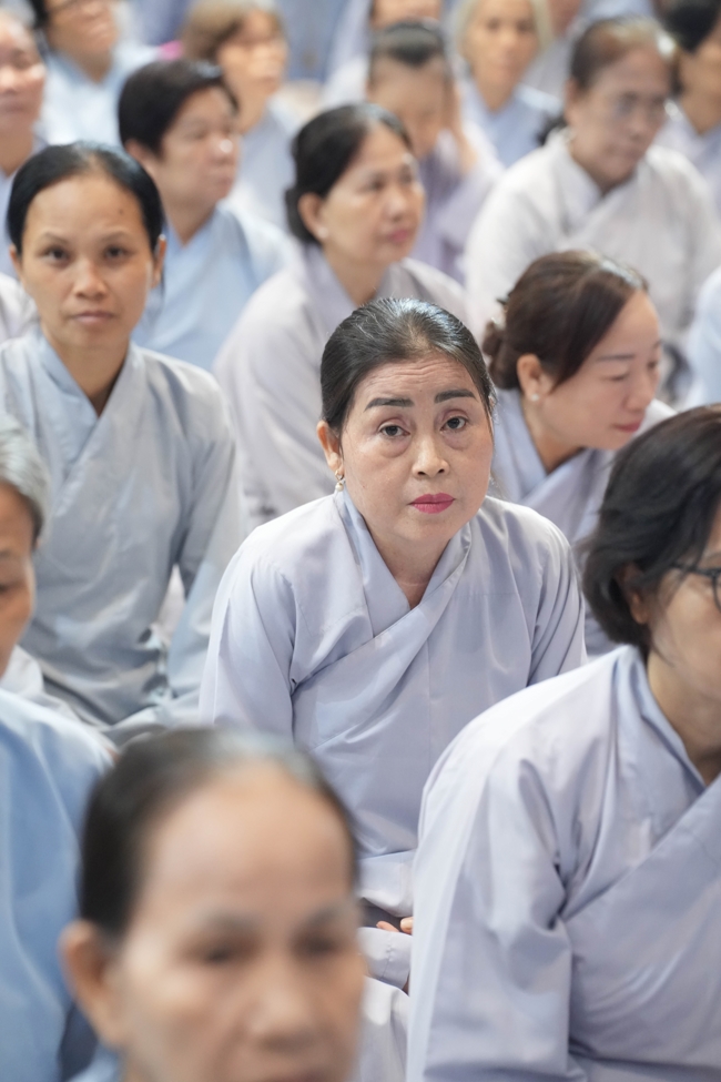 Khoá tu niệm Phật một ngày