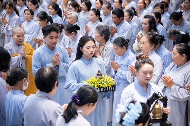 Khoá tu niệm Phật một ngày