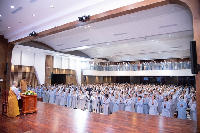 Khoá tu niệm Phật một ngày