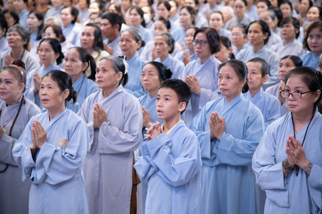 Khoá tu niệm Phật một ngày