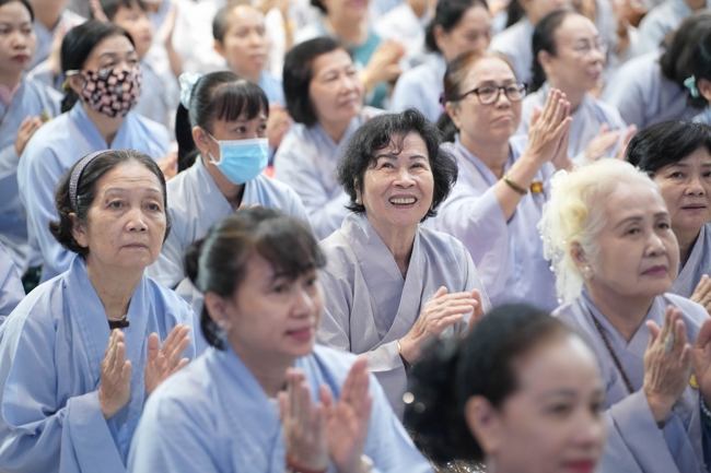 Khoá tu niệm Phật một ngày