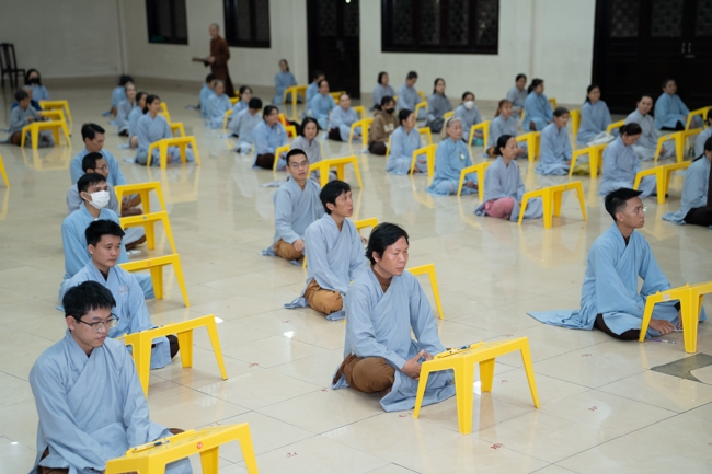 The contest to learn about the teachings for Buddhists at the pagoda
