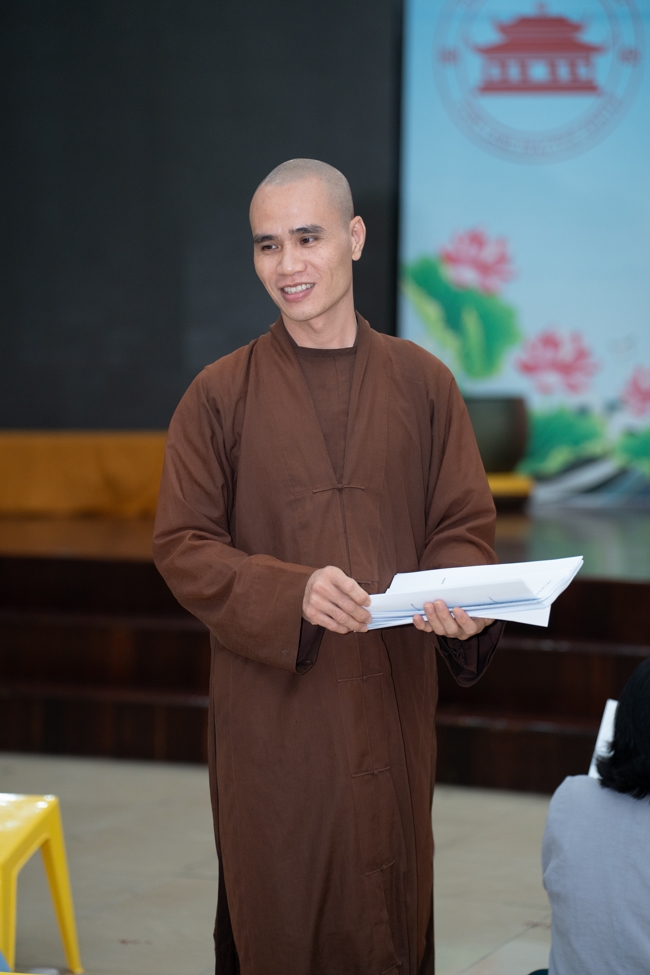 The contest to learn about the teachings for Buddhists at the pagoda