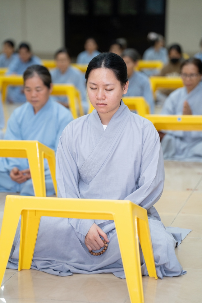 The contest to learn about the teachings for Buddhists at the pagoda