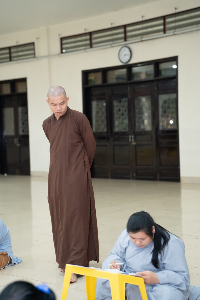 The contest to learn about the teachings for Buddhists at the pagoda