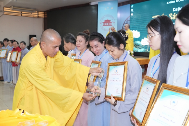 Cuộc thi Thắp Sáng Đèn Tuệ - lần VII