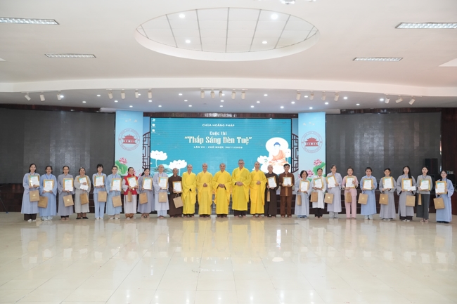 Cuộc thi Thắp Sáng Đèn Tuệ - lần VII