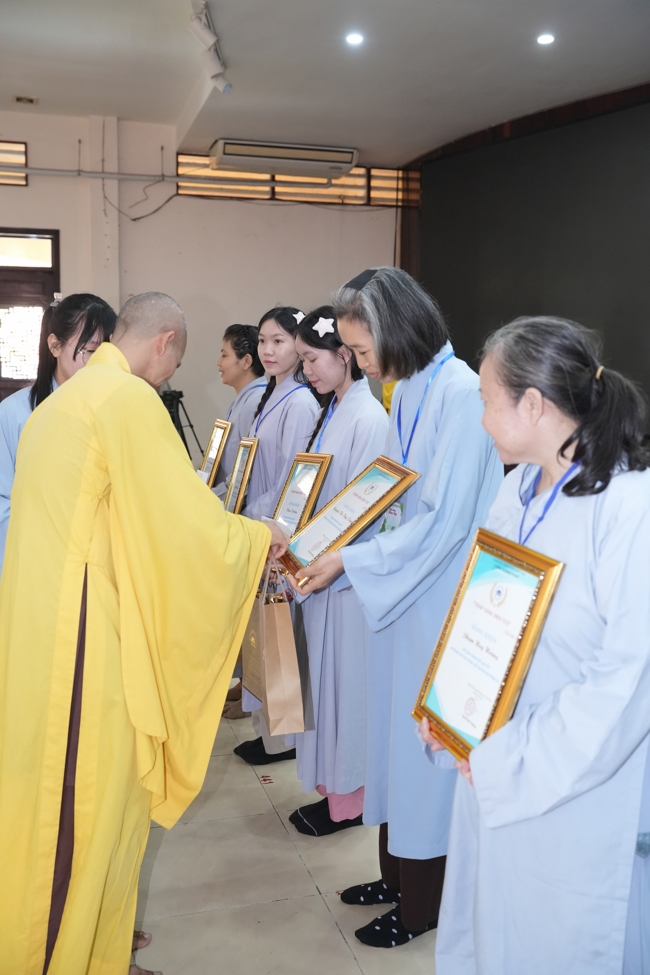 Cuộc thi Thắp Sáng Đèn Tuệ - lần VII