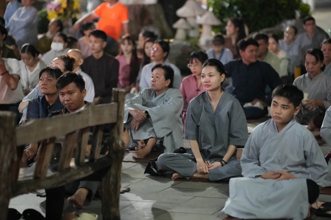 Prostrating five hundred names Bodhisattva Avalokitesvara