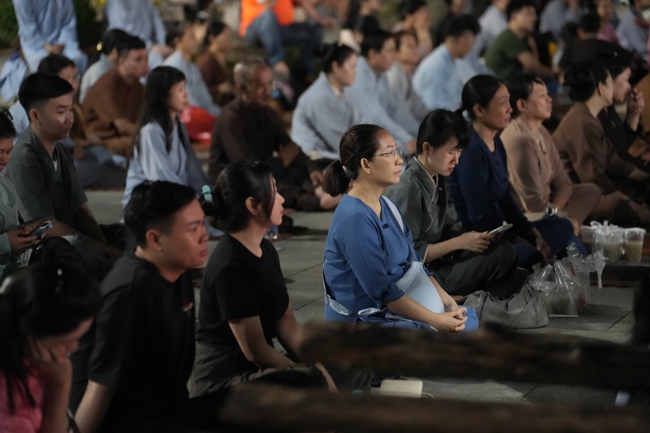 Prostrating five hundred names Bodhisattva Avalokitesvara