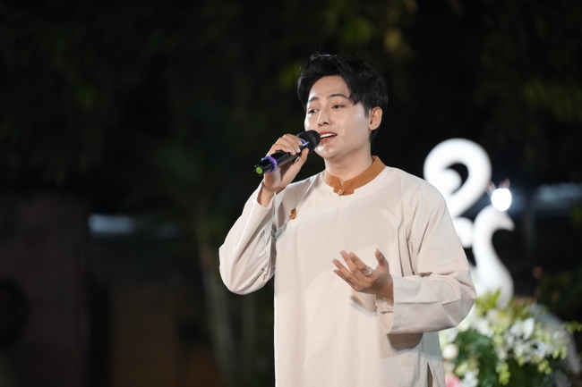 Prostrating five hundred names Bodhisattva Avalokitesvara