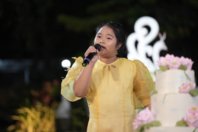 Prostrating five hundred names Bodhisattva Avalokitesvara