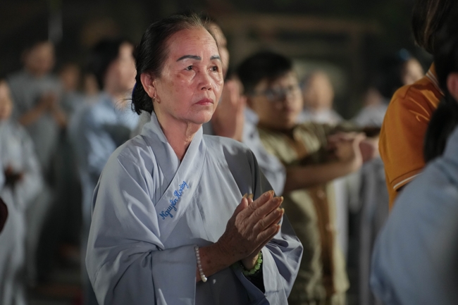 Prostrating five hundred names Bodhisattva Avalokitesvara