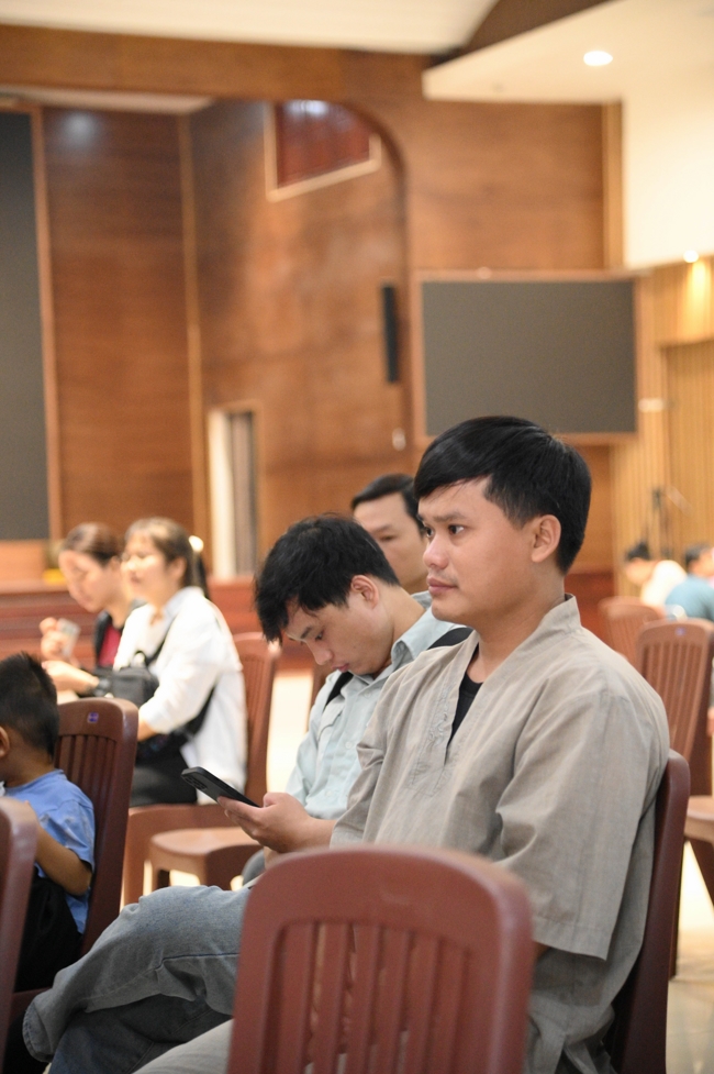 Hiến máu nhân đạo