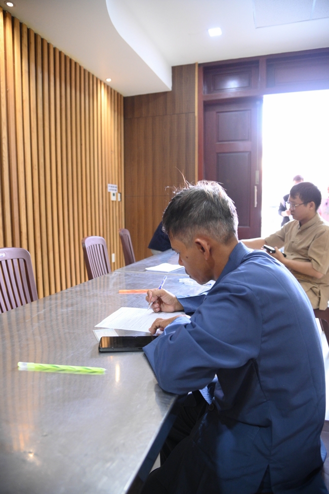 Hiến máu nhân đạo