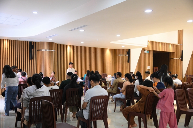 Hiến máu nhân đạo