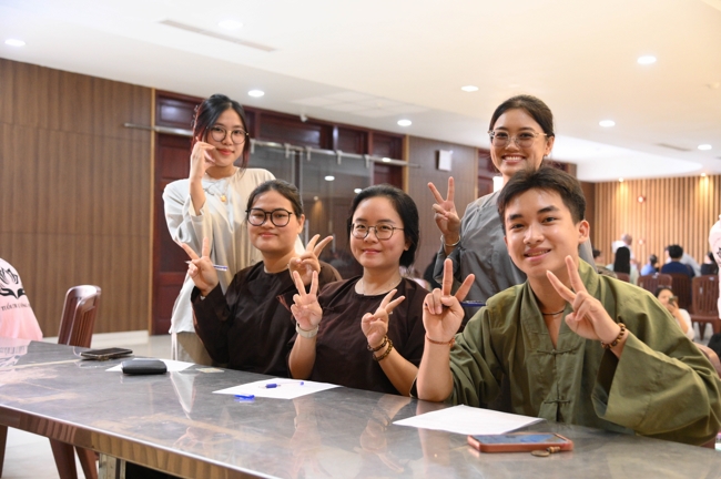 Hiến máu nhân đạo