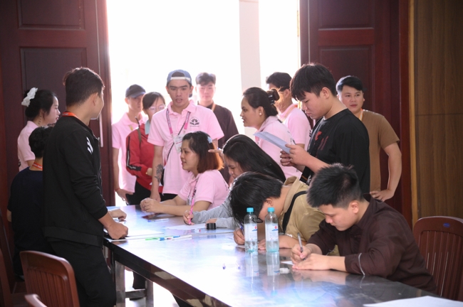 Hiến máu nhân đạo