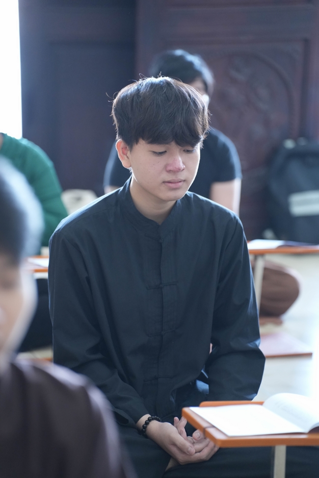 Phóng sinh tại bến phà Bình Mỹ