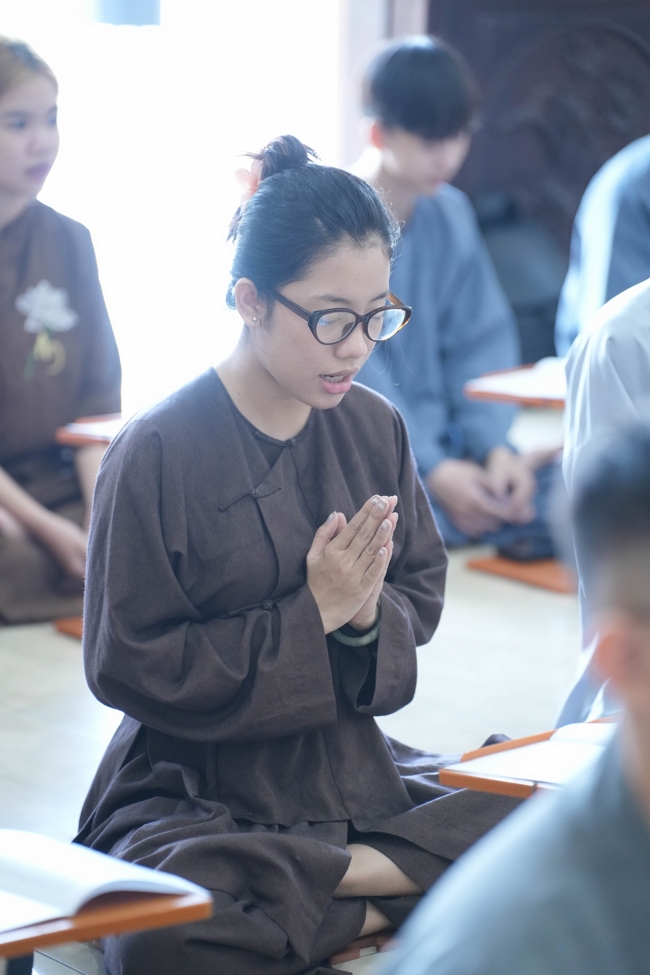 Phóng sinh tại bến phà Bình Mỹ