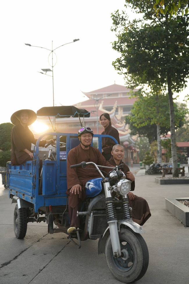 Chương trình từ thiện “Phương tiện nghĩa tình”