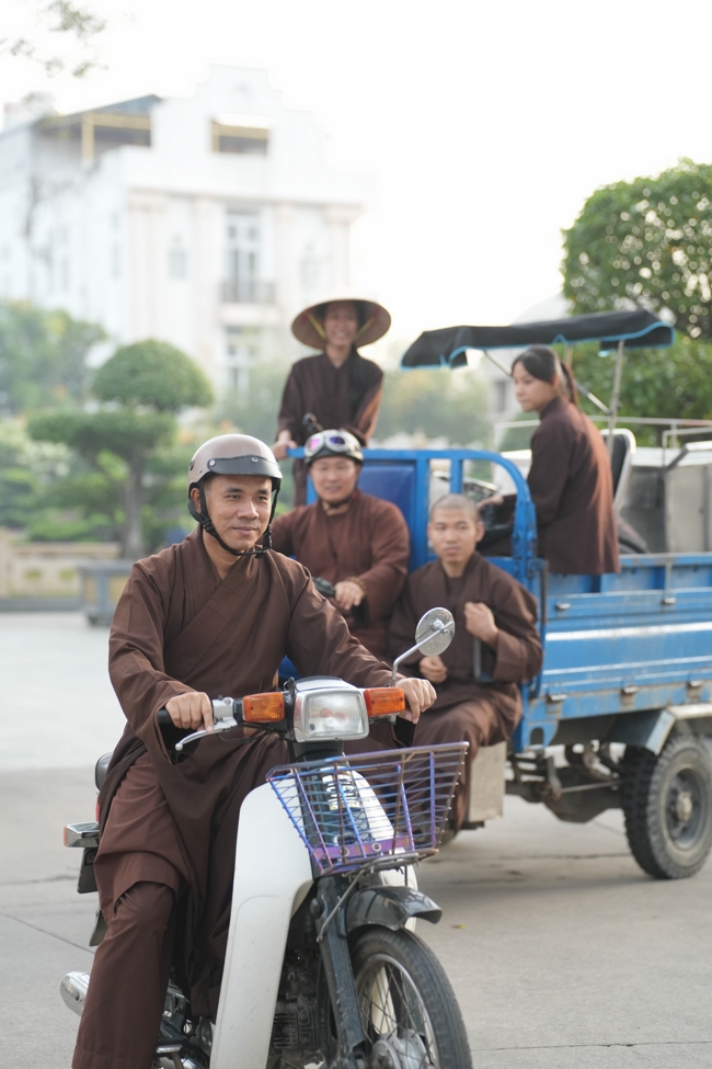 Chương trình từ thiện “Phương tiện nghĩa tình”