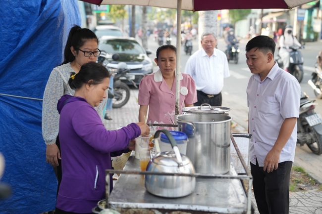 Chương trình từ thiện “Phương tiện nghĩa tình”