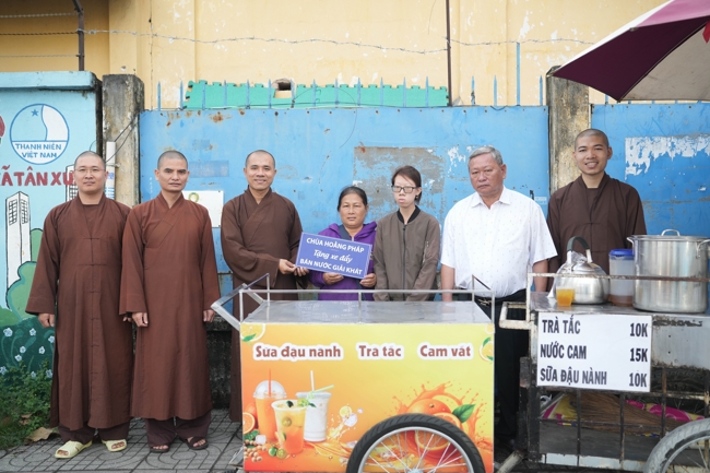 Chương trình từ thiện “Phương tiện nghĩa tình”