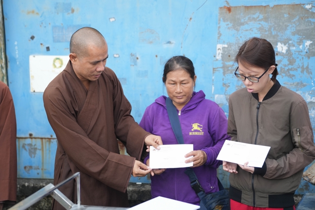 Chương trình từ thiện “Phương tiện nghĩa tình”