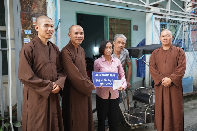 Chương trình từ thiện “Phương tiện nghĩa tình”