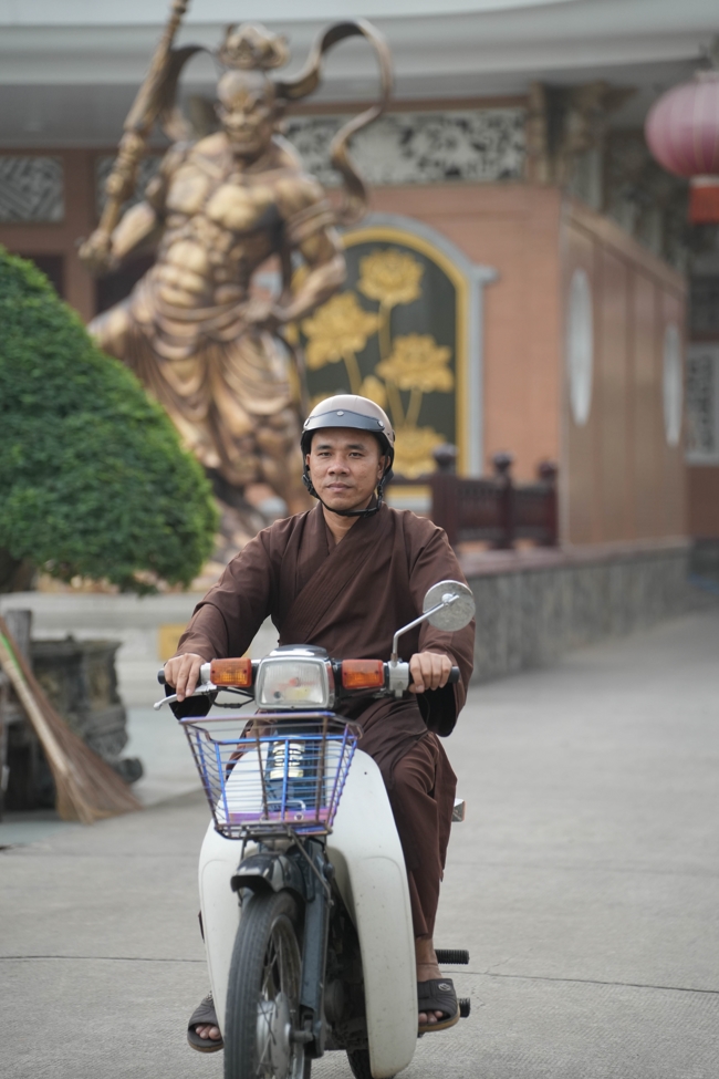 Chương trình từ thiện “Phương tiện nghĩa tình”