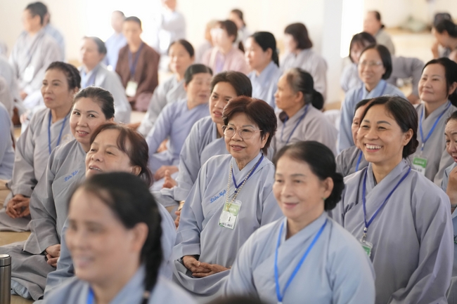 Pháp thoại “Năng lực của Chánh niệm” – Thượng toạ Thích Thiện Quý | Khóa tu Phật thất 107.