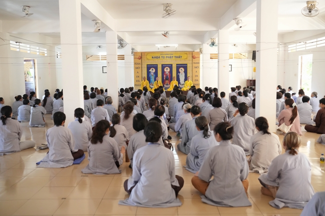 Pháp thoại “Năng lực của Chánh niệm” – Thượng toạ Thích Thiện Quý | Khóa tu Phật thất 107.