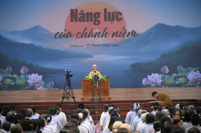 Pháp thoại “Năng lực của Chánh niệm” – Thượng toạ Thích Thiện Quý | Khóa tu Phật thất 107.