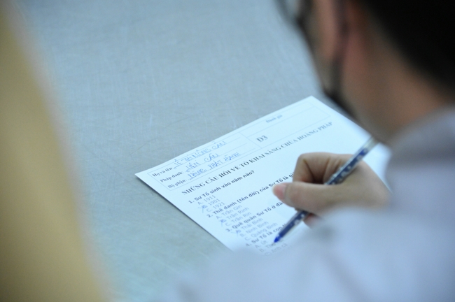 Chư Tăng và Phật tử ôn lại cuộc đời và đạo nghiệp Tổ khai sáng chùa Hoằng Pháp