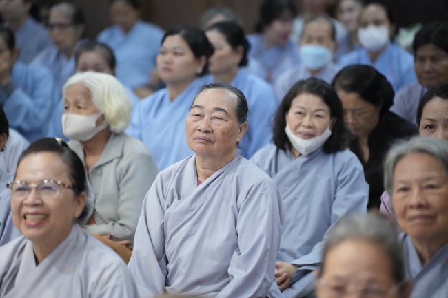 Khoá tu niệm Phật một ngày