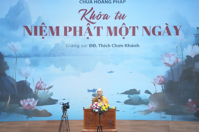 Khoá tu niệm Phật một ngày