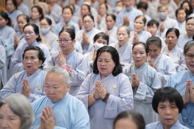 Khoá tu niệm Phật một ngày