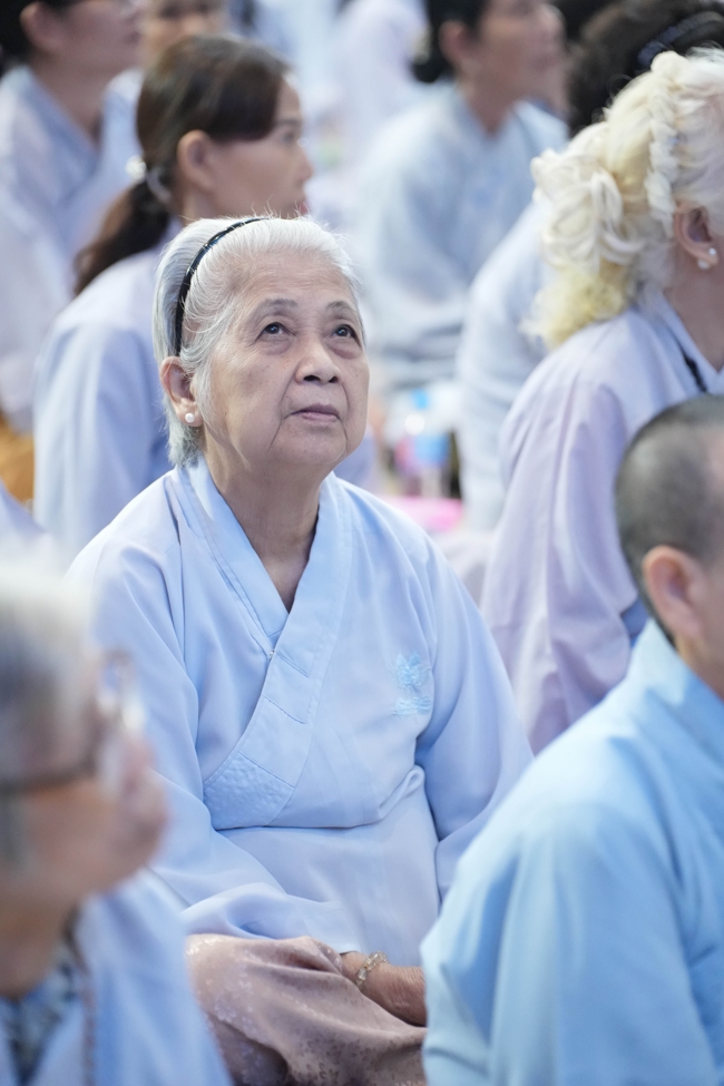 Khoá tu niệm Phật một ngày