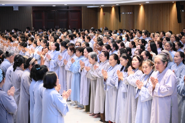 Khoá tu niệm Phật một ngày