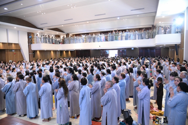 Khoá tu niệm Phật một ngày