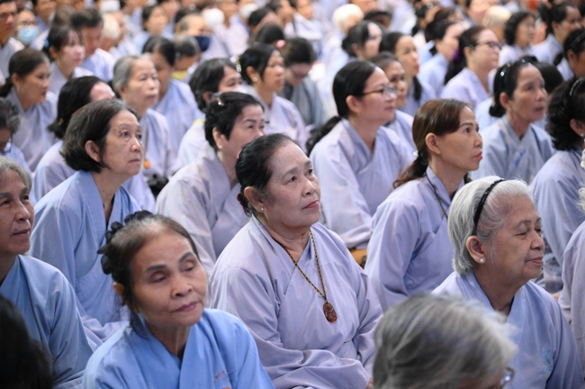 Khoá tu niệm Phật một ngày