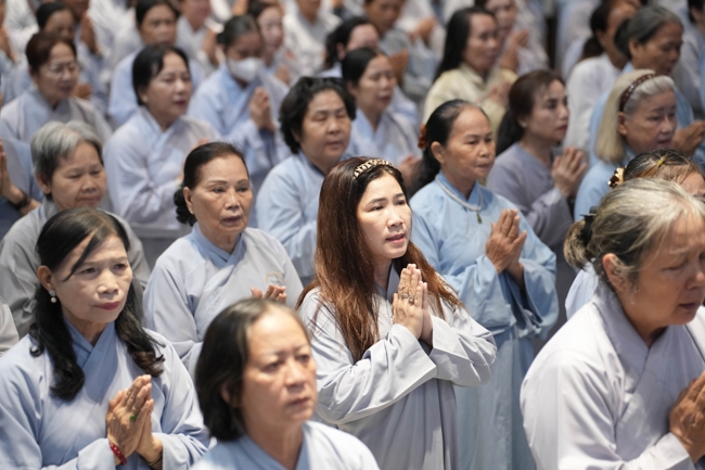 Khoá tu niệm Phật một ngày