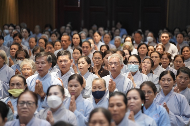 Khoá tu niệm Phật một ngày