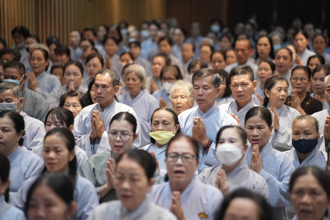 Khoá tu niệm Phật một ngày