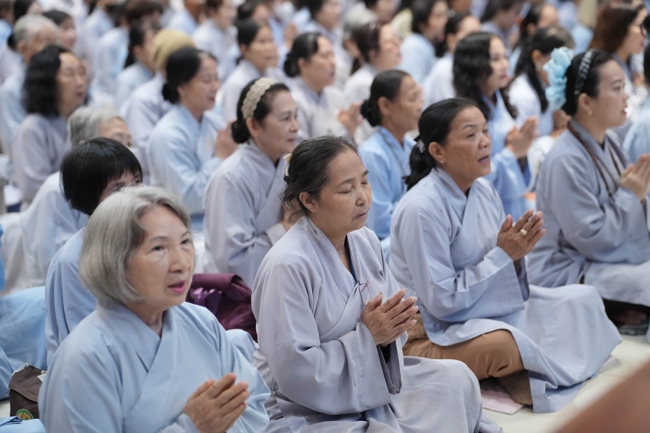 Khoá tu niệm Phật một ngày