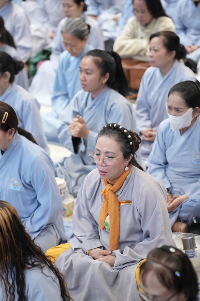 Khoá tu niệm Phật một ngày