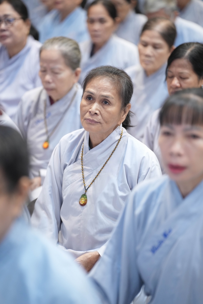 Khoá tu niệm Phật một ngày